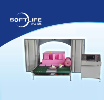 Foam cutting machine with 360° rotating lift platform