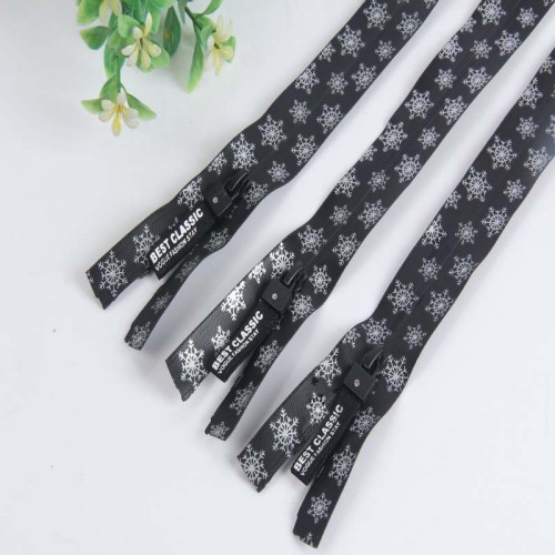 Snowflake patterned nylon decorative zipper for clothing