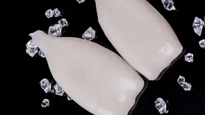 Frozen Squid Tubes Peel Off the Skin