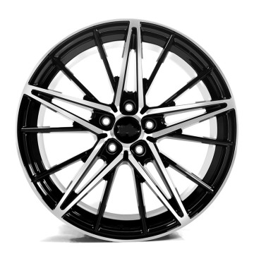 Gunmetal 18-tums lättmetallfälg förskjutet