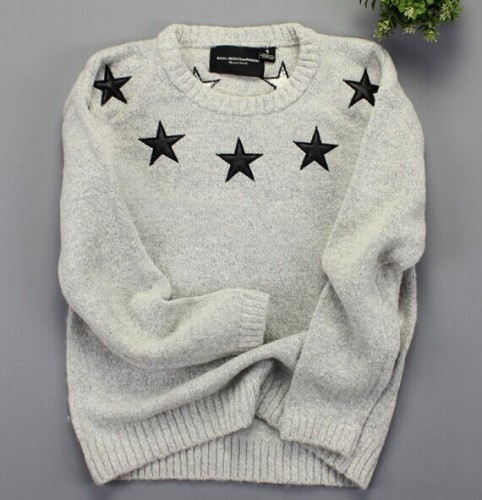 Ladies' Knitted Fshion Sweater with Embroidery