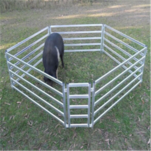 Customized Cattle Welded Wire Mesh Fence Panels