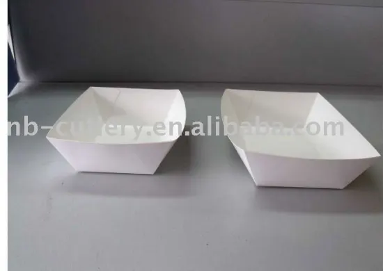 white paper boat tray