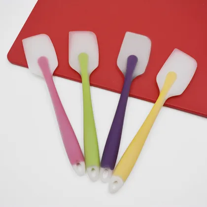 High Quality Silicone Baking Tools - Transparent Bakeware & Pastry Scrapers