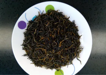 Golden Yunnan black tea