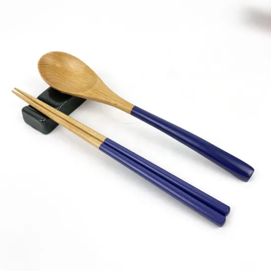 Eco-Friendly New Fashion Design Solid Color Wooden Chopsticks and Spoon Set