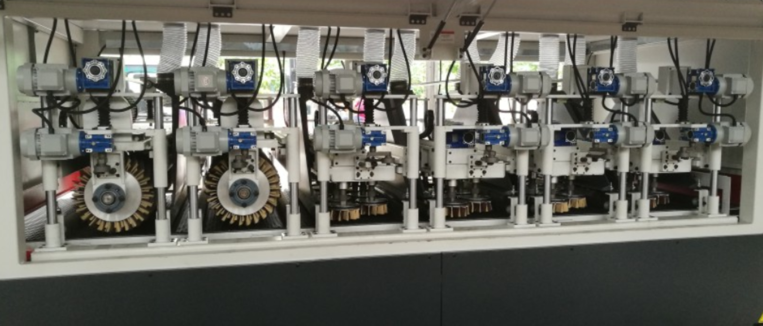 Solid wood special shape sanding machine
