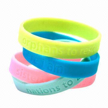 Silicone Wristband Bracelets, Available in Various Designs, OEM Orders are Welcome