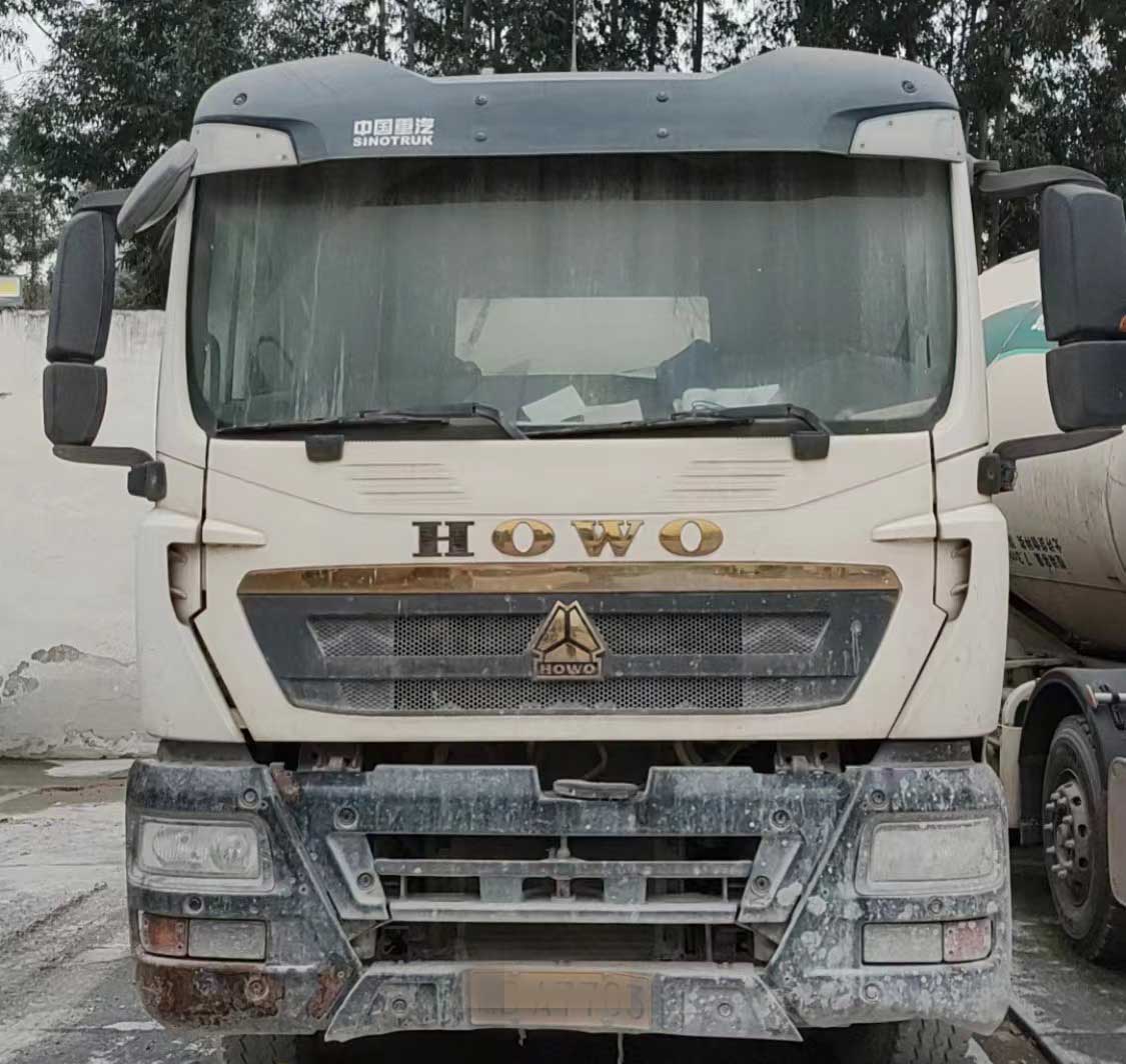 xcmg-secondhand-mixer-truck-12cbm-2019-euro-iii xcmg-secondhand-mixer-truck-12cbm-2019-euro-iii