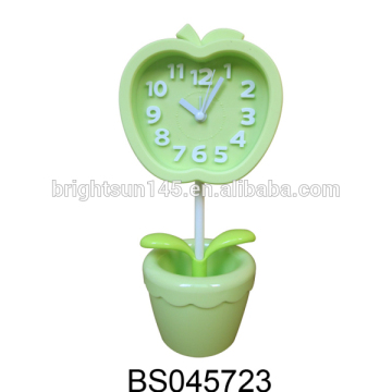 Promotive Gift European Style Green Apple Shape Funny Flower Desk Table Clock