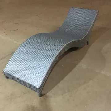 100% Hand Weaving Rattan Lounge Chair for Swimming Pool
