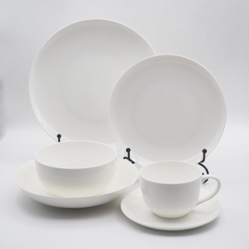 Ensemble de vaisselle en porcelaine en porcelaine en céramique ensembles d&#39;assiettes blanches