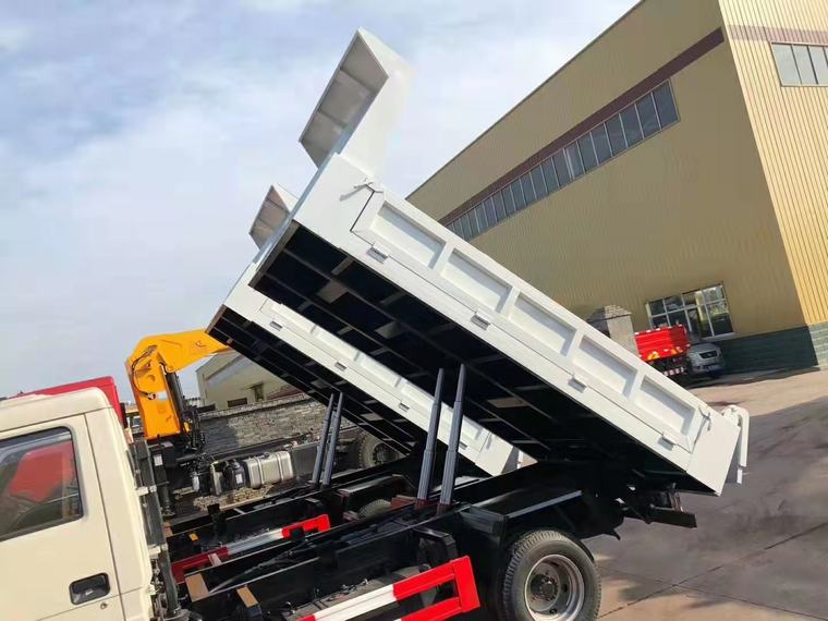 شاحنة دامبر تستخدم Tiper Truck Dump Truck Tipper