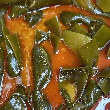 Fragrant braised kelp knot