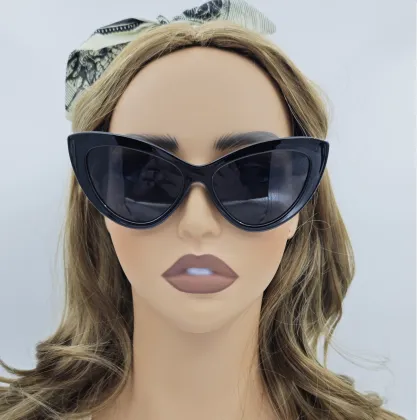 2024 Luxury Cat Eye Sunglasses with UV400 Optics and Custom Logo