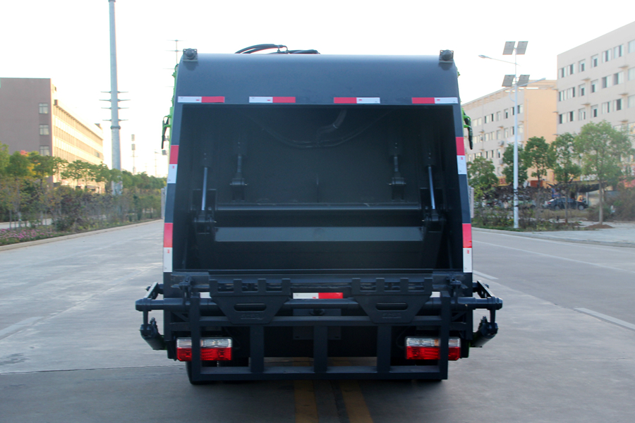 Waste Management Rear Loader Picture