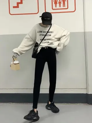 Nine-point skinny pencil pants