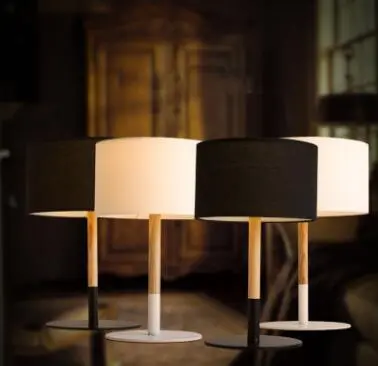 Decoration Lighting Edison Bulb Wood Table Lamp