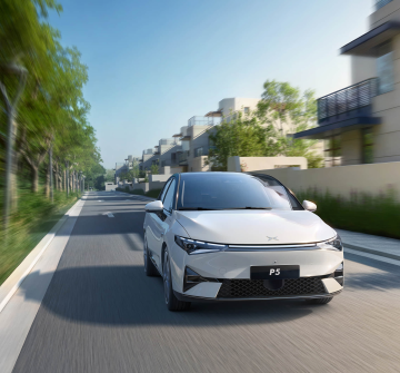 Xiao Peng Xpeng P5: Best Seller - 4 Doors, 5 Seats, 3 Carriages - New Pure Electric Vehicle