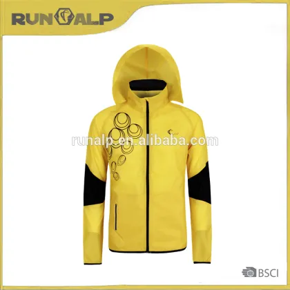Men's outdoor yellow sport jacket with cap