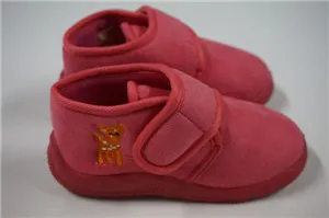 Embroidered Injection Shoes