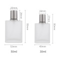 30 ml 50 ml leere Luxus gefrostete Glasfutterflaschen