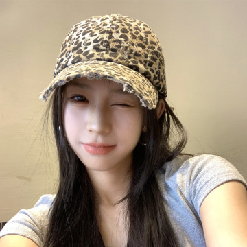 Spring and Autumn American Retro Leopard Print Hat