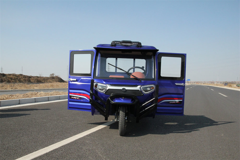 Double-door Electric Tricycle