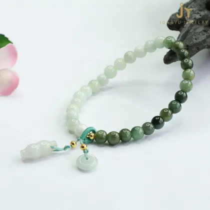 Handcrafted Natural Jade Bracelet: A Fashionable Gemstone Accessory Inspired by Myanmar Green Jade