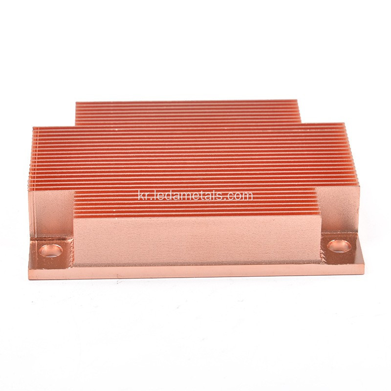 CPU 서버의 냉각 라디에이터 Copper Skiving Heatsink