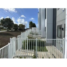Aluminium fence