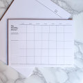 Ongemateerde maandelijkse bureau -kalenderplanner pad