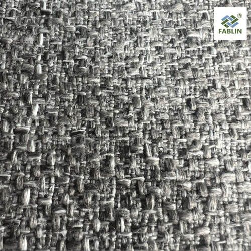 Poliéster teñido en solución versátil para uso en exteriores