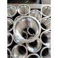 Henan Wholesale Oil Field API 5CT 2 3/8 et 2 3/8 EUe * Nu K55 / J55 Couplage de tubes