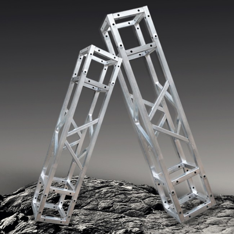 Quick-Assembly Modular Truss