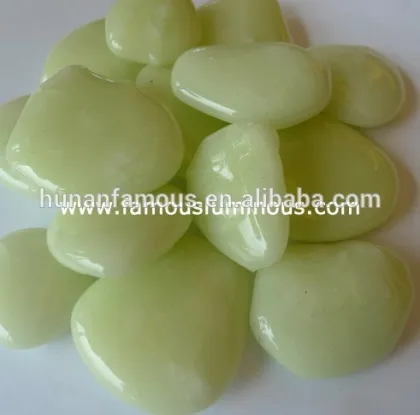 glow in the dark garden stone
