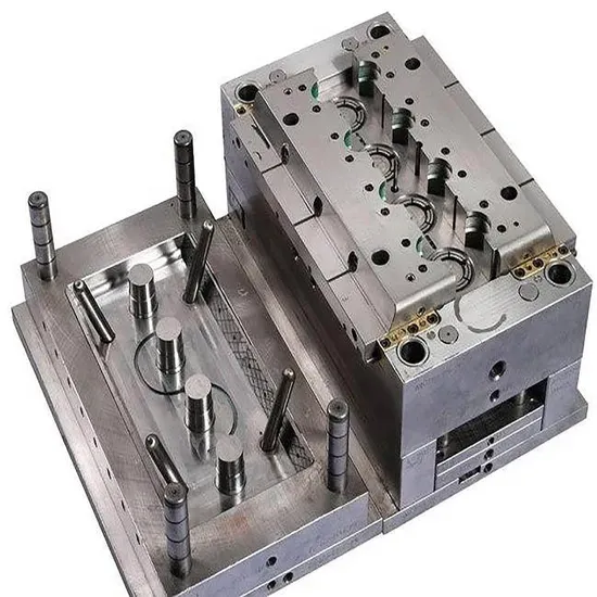 Plastic Injection Mold Maker for White Intelligent Toys and Doll Shells