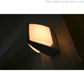 DELTA outdoor modern garden lamp