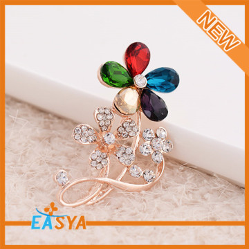 Neue Ankunft bunte Strass Blume geformte Corsage Brosche