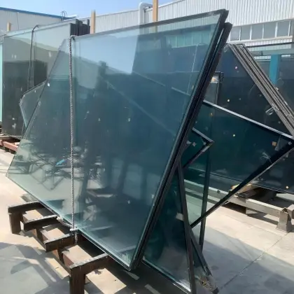 Air filled insulating glass