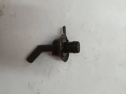 PCV Valve for Toyota Camry, Mark 2, Caldina, Paseo - 12204-74020