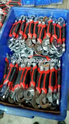 Snap and Grip multifunction universal wrench or spanner