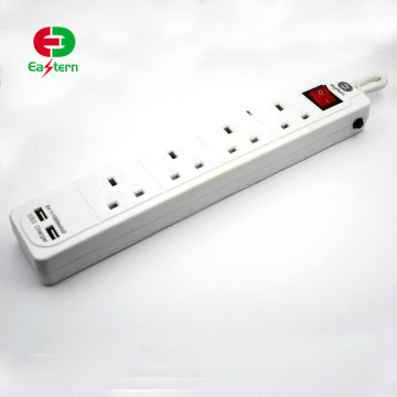 GCC SASO / G-Mark wasserdichte tragbare Universal-USB-Stecker-Ladegerät Multi-Funktions-Erweiterung USB-Steckdose