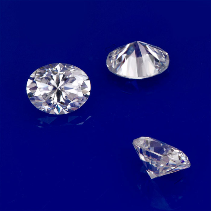 Moissanite Oval Potongan Cemerlang 4x5mm DEF VVS