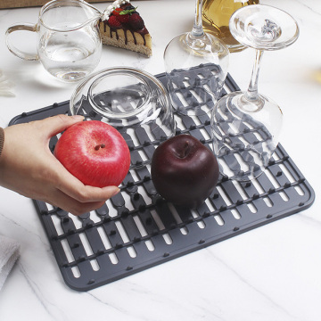 Eco-Friendly Heat-Resistant Silicone Dry Dish Mat for Kitchen Organization