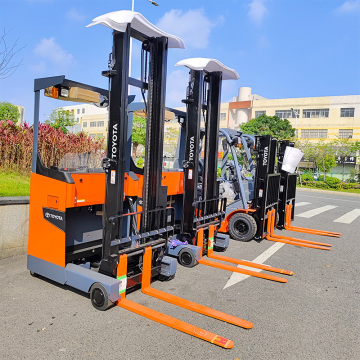 Toyota Electric Reach Truck Barklift