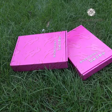Colorful shipping box with custom logo print