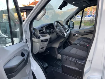 MAXUS EV90: 3 Seats Electric Van for New Energy Vehicles