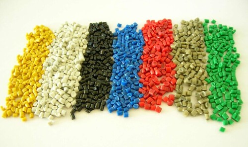 Recyclage des granules en plastique HDPE