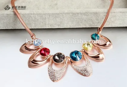 2015 Beautiful CZ Crystal Necklace Jewelry/Crystal Statement Necklace